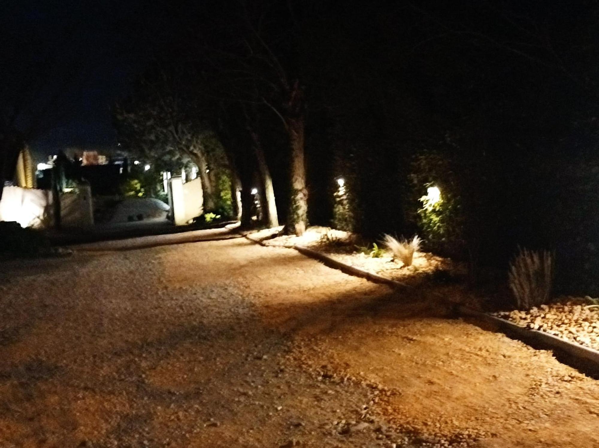 Studio"Le Petit Jas" Chateauneuf-de-Gadagne Экстерьер фото